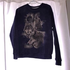 Purple wolf pull over